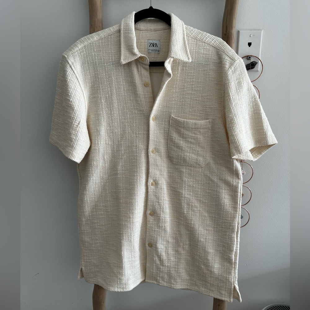 Zara short sleeve Shirt size M
